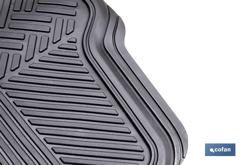 JUEGO DE ALFOMBRILLAS DE PVC PARA AUTOMÓVIL 4 UDS.