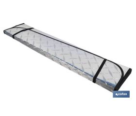 PARASOL ALUMINIZADO EFECTO LÁSER CON VENTOSAS 70 X 150 CM