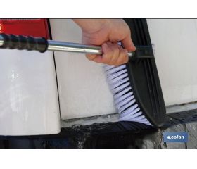 CEPILLO LAVACOCHES PVC PROFESIONAL C/CANAL AGUA.