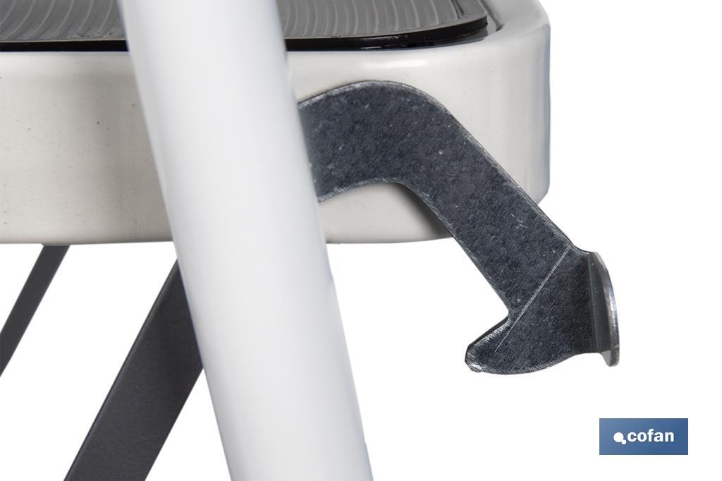 ESCALERA DOMÉSTICA ACERO 2 PELDAÑOS ALTURA 46 CM