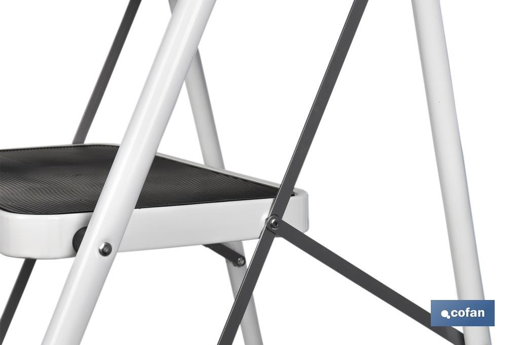 ESCALERA DOMÉSTICA ACERO 3 PELDAÑOS ALTURA 70 CM