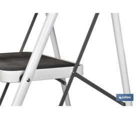 ESCALERA DOMÉSTICA ACERO 3 PELDAÑOS ALTURA 70 CM