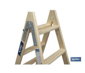 ESCALERA MADERA DOBLE 5 PELDAÑOS 1,25 M