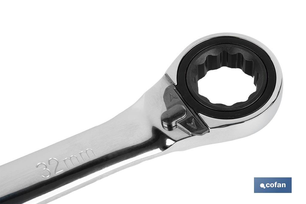 LLAVE COMBINADA CARRACA REVERS. 32MM