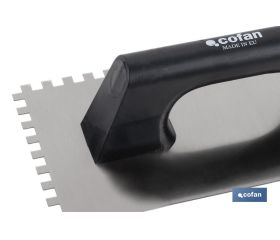 LLANA DENTADA MANGO PLÁSTICO 300X150X0,7 MM