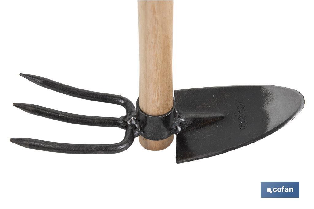 ZACHO CURVO 3 PUNTAS Y MANGO DE MADERA 210 X 80 MM 200 G