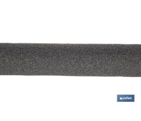 COQUILLA AISLANTE PE PARA TUBERÍAS Ø28 MM X 1 M VENTA UNITARIA