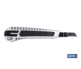 CÚTER DE ALUMINIO 9 MM