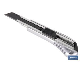 CÚTER DE ALUMINIO 18 MM