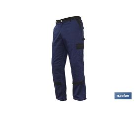Pantalón de Trabajo | Flex | Modelo Jano | Slim Fit | Composición 97,76% Algodón y 2,24% Elastano | Color Azul Marino/Negro