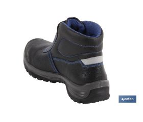 BOTA PIEL NEGRO CIERRE VELCRO S3 MODELO URIAN T 46
