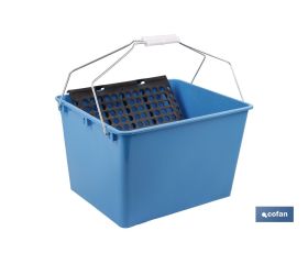 CUBETA 16 L. AZUL CON REJILLA 2 ASAS