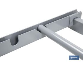 SET EXPOSITOR DE CUERDAS Y CADENAS CON BARRA DE CARGA