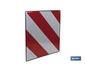 PANEL V20 CARGA SALIENTE 500 X 500 MM