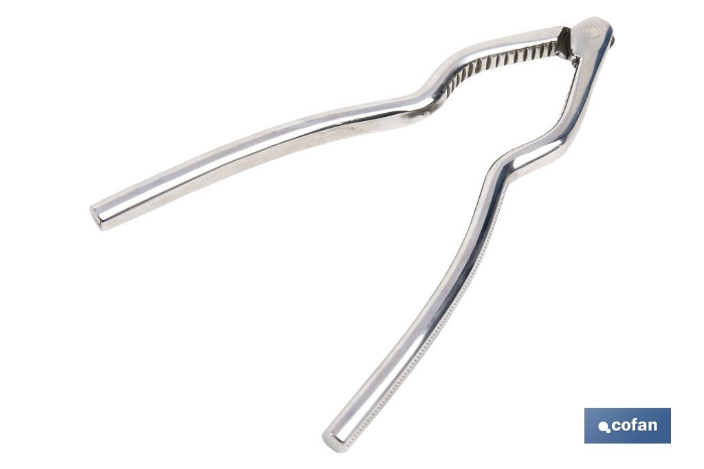 CASCANUECES ACERO INOXIDABLE 18 CM