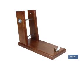Soporte jamonero de madera con husillo de acero | Modelo Teruel | Medidas 40.5 x 20.5 x 12.6 cm | Peso 2,89 kg