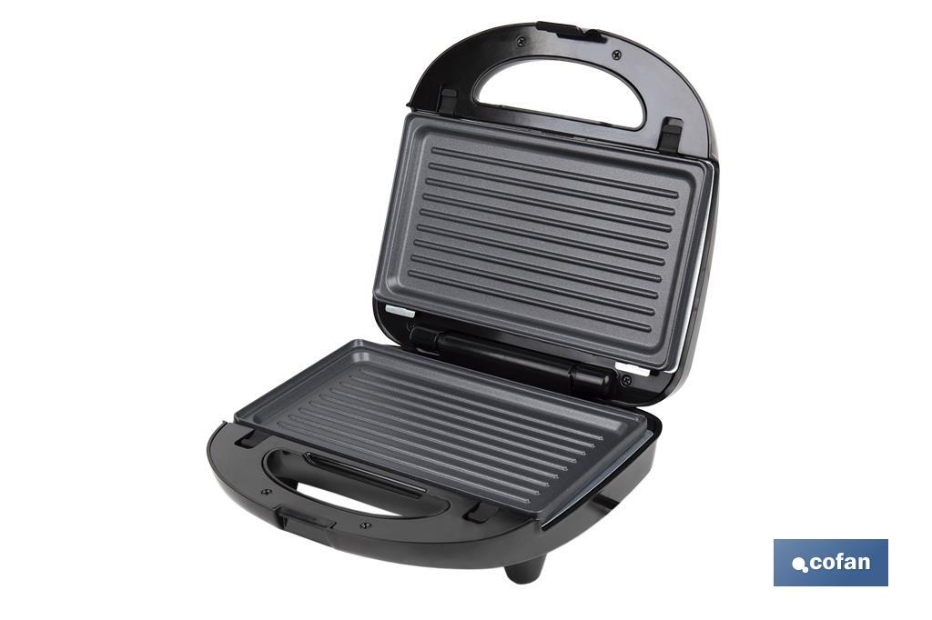 SANDWICHERA MULTIUSOS,GRILL Y GOFRERA 3 EN 1 PLACAS INTERCAMBIABLES  750W 24 X 22,8 X10,9 CM