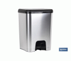 Cubo de basura con pedal Class metalizado | Con capacidad para 26 litros | Color gris y negro