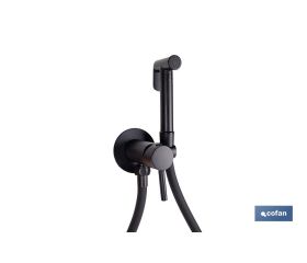 Ducha higiénica para inodoro | Grifo de bidé empotrado | Agua fría y caliente | Manguera incluida | Disponible en acabado negro y cromado