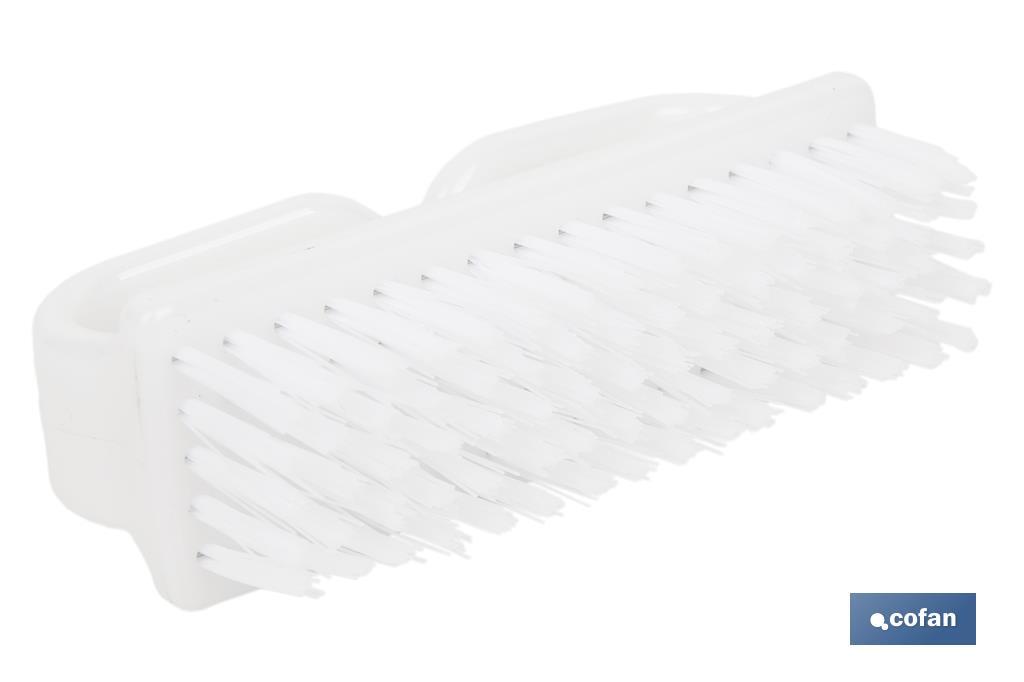 CEPILLO DE UÑAS CON ASA 8.2 CM