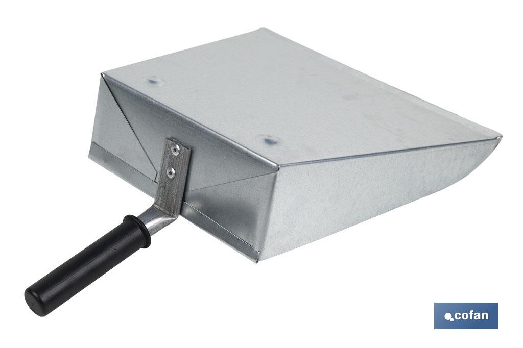 RECOGEDOR METÁLICO CON MANGO CORTO