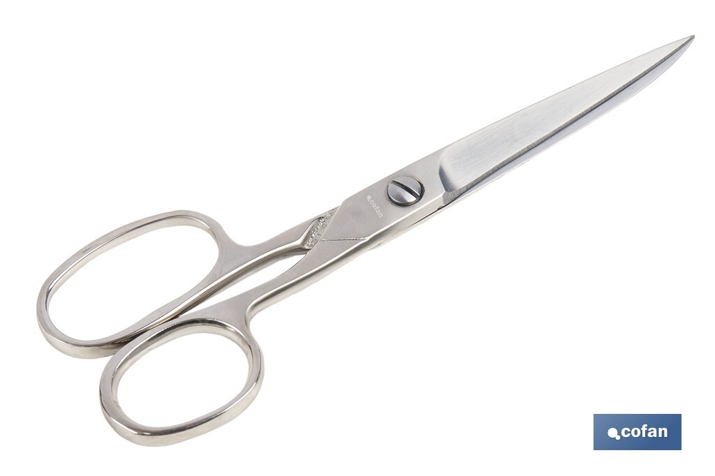 TIJERA DE MODISTA  ACERO AL CARBONO  7 17,6 CM