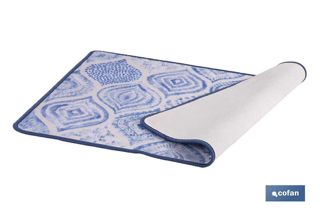 FELPUDO CON ESTAMPADO DIGITAL AZUL 50 x 70 CM