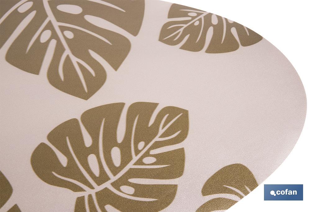 BAJOPLATO FORMA TRIANGULAR COLOR MARRON CLARO  ESTAMPADO  MEDIDA 45 X 36 CM