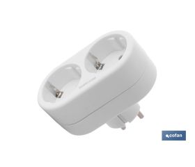ADAPTADOR 2 VIAS FRONTAL SCHUKO (3.500W)