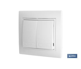 DOBLE INTERRUPTOR-CONMUTADOR EMPOTRAR MODELO PACIFIC (BL)