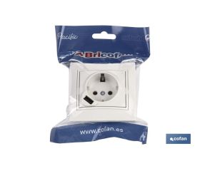 BASE ENCHUFE USB MONOBLOC MODELO PACIFIC 2P+T CON OBTURADOR 16A 250V 2.1A 5V