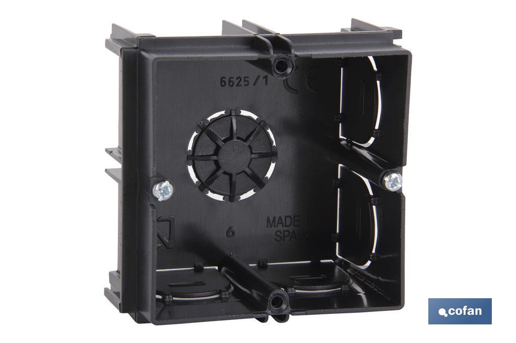 CAJA EMPOTRAR MECANISMOS UNIVERSAL 67X77X42 5 ENTRADAS TUBO