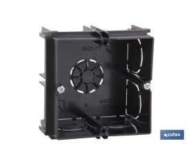 CAJA EMPOTRAR MECANISMOS UNIVERSAL 65X65X40 9 ENTRADAS TUBO