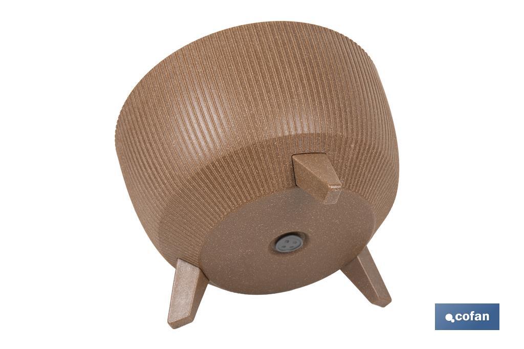 MACETA CON PATAS Y FILTRO DE DRENAJE COLOR MARRÓN WPC Ø 242 X 183 MM 9,3 L