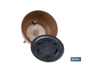 MACETA CON PATAS Y FILTRO DE DRENAJE COLOR MARRÓN WPC Ø 242 X 183 MM 9,3 L