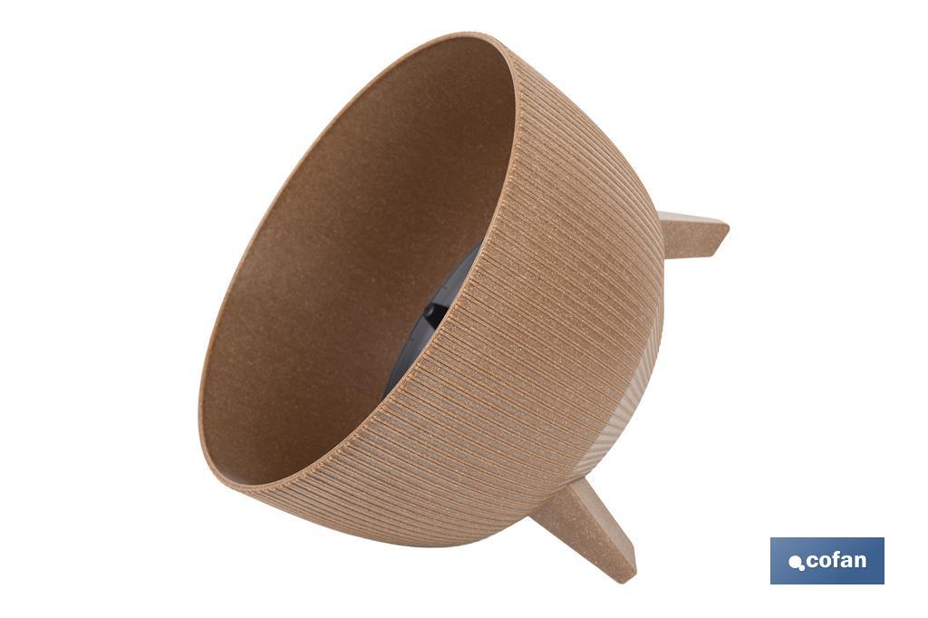 MACETA CON PATAS Y FILTRO DE DRENAJE COLOR MARRÓN WPC Ø 332 X 185 MM 12,4 L VENTA UNITARIA