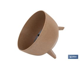 MACETA CON PATAS Y FILTRO DE DRENAJE COLOR MARRÓN WPC Ø 332 X 185 MM 12,4 L VENTA UNITARIA