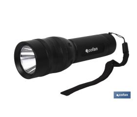 Linterna Aluminio LED 3 Funciones 3.7 x 15cm