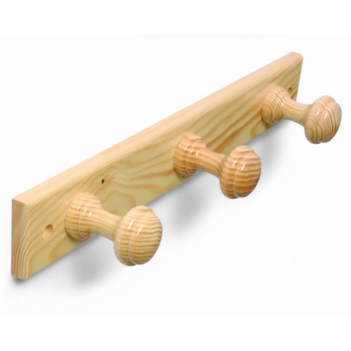 B3031-Y Perchero madera Pino. Roble. 355 x 55 mm. 3 pomos