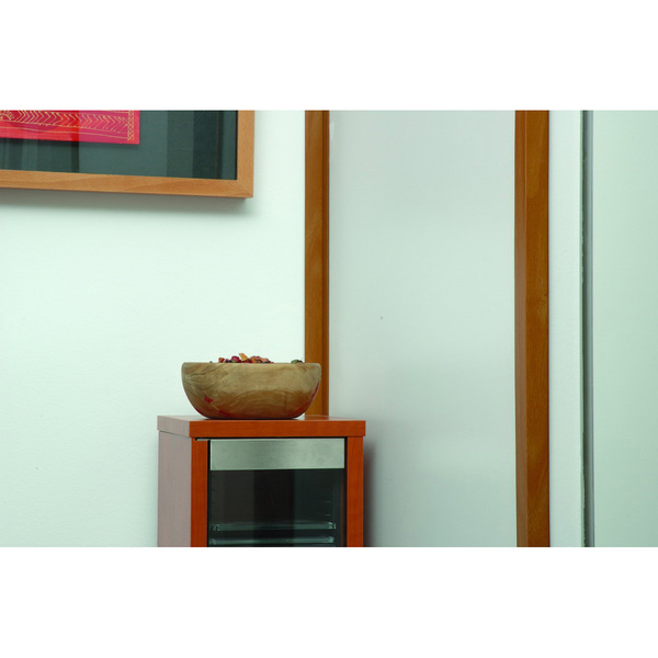 Mod. B6026-Y Cubre Esquinas y Rincones. Madera Clara. 250 cm. 20 x 20 mm [Blister 1 tira]