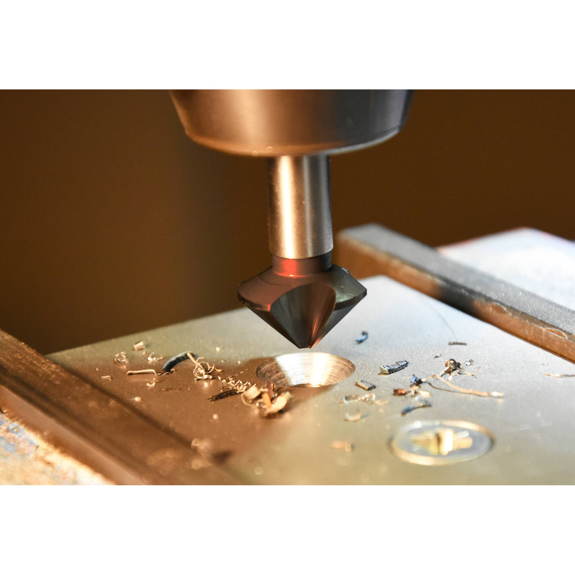 Avellanador HSSE5% cobalto Recubrimiento TiAlN DIN335C a 90º Mango cilíndrico (Caja colgante) / Ø: 6.3 / L: 45