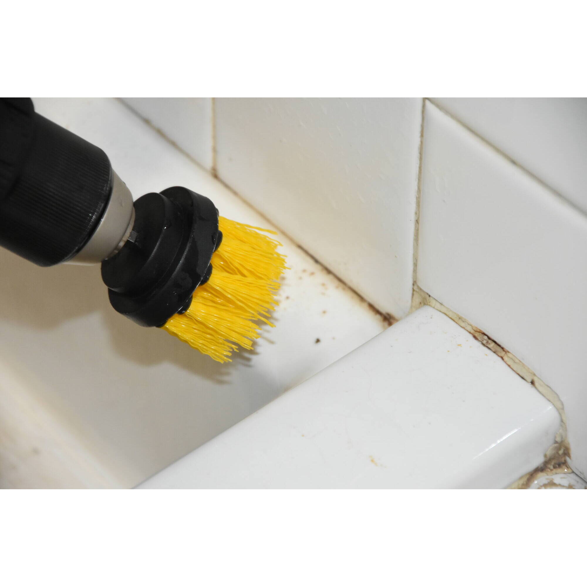 3 CEPILLOS DE POLIPROPILENO MIXTO: PLANOS y REDONDOS