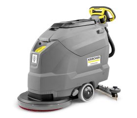 Fregadora-aspiradora con acompañante