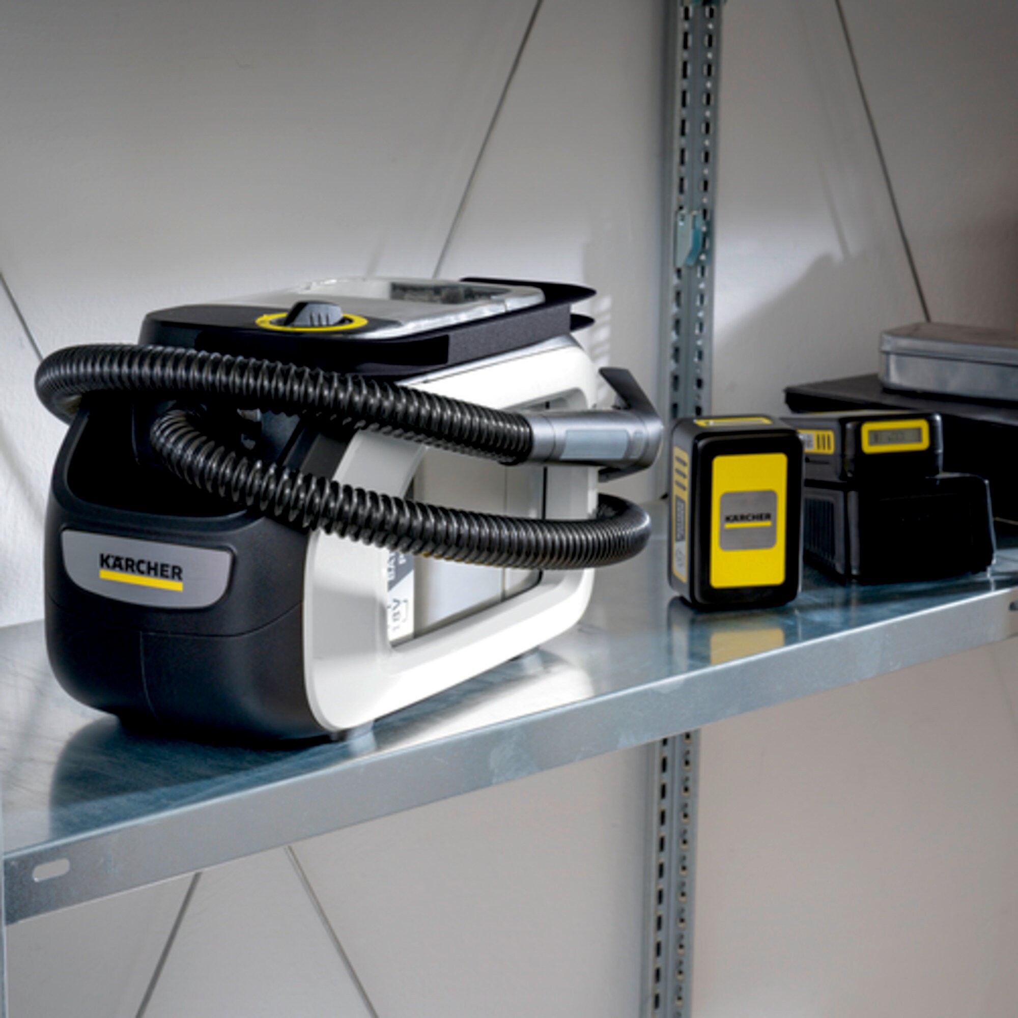 Lava-aspiradora a batería SE 3-18 Compact Home