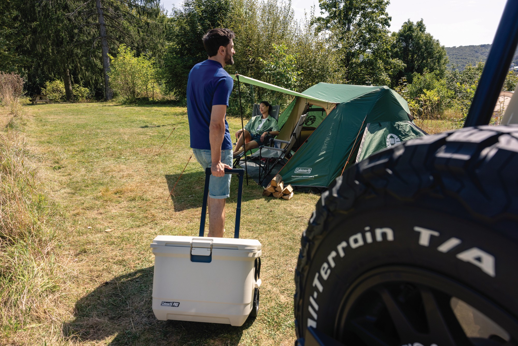 Nevera COLEMAN PRO 55QT con ruedas (52L)