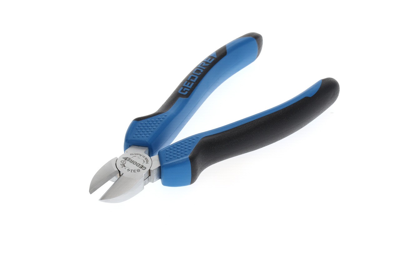 8314-160 JC Alicates de corte lateral 160 mm Mango 2K