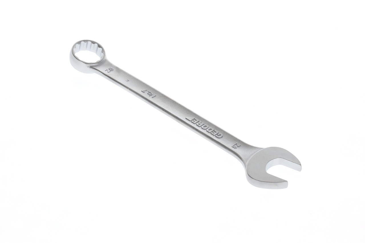 7 28 Llave combinada de anillo y boca, perfil UD 28 mm