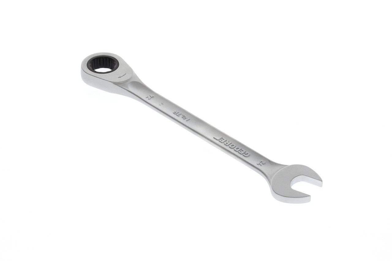 7 R 24 Llave de boca con carraca anular UD-Profil 24 mm