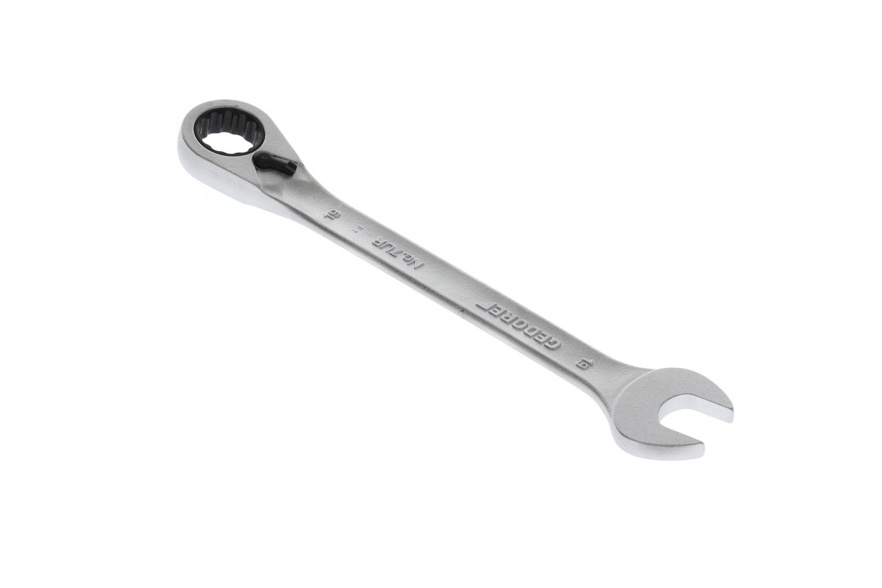 7 UR 19 Llave de boca con carraca anular, reversible UD 19 mm