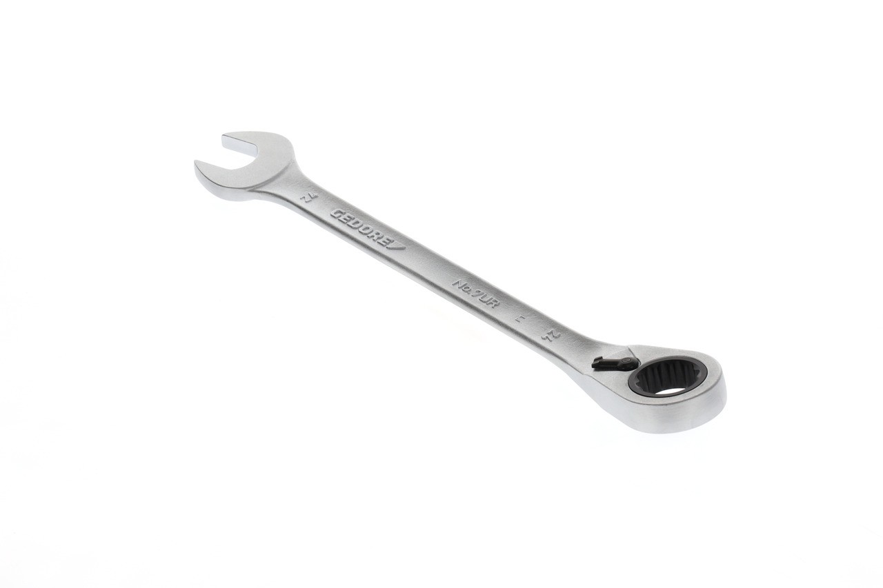 7 UR 24 Llave de boca con carraca anular, reversible UD 24 mm